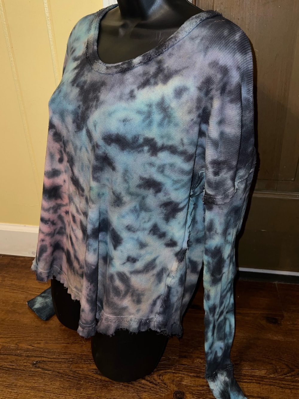 We The Free Waffle Knit Pastel Tie Dye Thermal Raw Hem Distressed Top Size XS - Picture 6 of 11